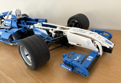 LEGO 8461 WILLIAMS F1 RACER RETIRED SCHUMACHER MONTOYA  1:8 COMPLETE WITH MANUAL - Image 1 of 4