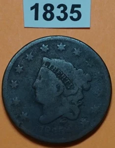 Moneda de cobre de Estados Unidos con cabeza de corona/matrona 1835 en muy buena condición fecha legible - Imagen 1 de 2