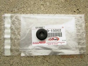 FITS: 79 - 83 TOYOTA PICKUP HOOD SUPPORT ROD GROMMET OEM QTY = 1 BRAND NEW - Picture 1 of 3