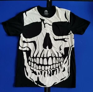 Spirit Halloween Skull Head Tshirt Size Large - Picture 1 of 8