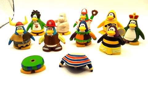 Disney Club Penguin Figure Lot of 9 & Extras by Jakks 2" Plastic Cover
