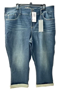 Torrid Capris SZ 24 NEW Lycra Super Stretch Crop Jegging Blue Denim Rolled Cuffs - Picture 1 of 16