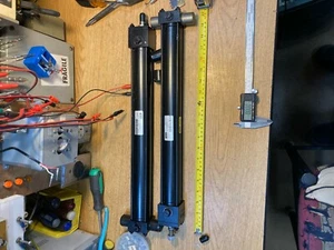 Parker Industrial Cylinder 1.5" X 15" 2000PSI 1H3L0000260148 1.5CDB3LLU14AC15.0 - Picture 1 of 5