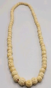 Vintage 1950s Flower Carved Graduated Bead 18" Necklace Beautiful Rare Find - Bild 1 von 10