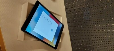 IPAD 7A GENERAZIONE MODELLO A2197 WIFI - 32 GB  GRADO A ++ - Immagine 1 di 4