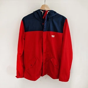Vintage Levi's Jacket - Windbreaker - 90's style - Red - Water Repellent - Picture 1 of 3