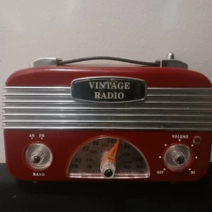Working AM/FM GE Vintage Red RADIO (Small) With Antenna Uses (3) AA Batteries - Picture 1 of 9