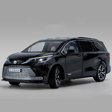 1:24 Scale Toyota Sienna MPV Diecast Model Car Toy Collectible Sound&Light Kids