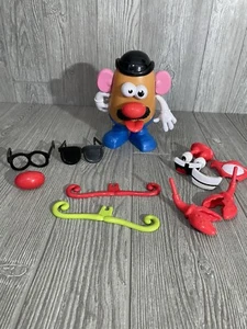 2009 Mr. Potato Head w/ Accessories - Picture 1 of 2