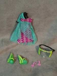 MONSTER HIGH G1 ACCESORIOS: OUTFIT de Muñeca LAGOONA BLUE "13 WISHES / DESEOS" - Imagen 1 de 1