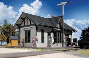 WALTHERS Cornerstone 1/87 HO Scale 933-3532 GOLDEN VALLEY DEPOT Train Signal Kit - Picture 1 of 6