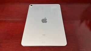 Apple iPad Pro 11in - 64 GB - Silver (WiFi) - SCREEN HALO - Afbeelding 1 van 8