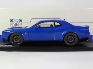 Solido Dodge Challenger R/T widebody electric blue pearl 2020 1/18 S1805710 - Foto 1 di 4