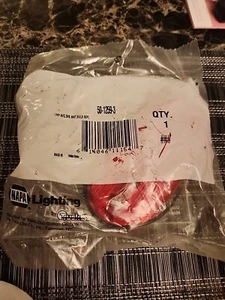 NAPA TRUCK LITE RED OVAL LIGHT ASSY P/N 50-1259-3 - Bild 1 von 2
