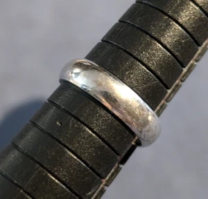 Sterling Silver Ring (RGST-I) Size 7 - Picture 1 of 10