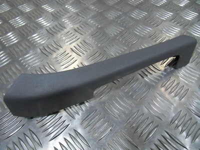 OEM Vauxhall Cavalier Mk2 Puerta delantera izquierda reposabrazos cubierta panel 1982 a 1988 Nuevo de Lote Antiguo - Imagen 1 de 4