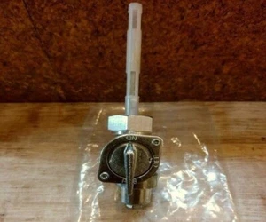 Honda CB750F Genuine Fuel Petcock Valve OEM JDM 1982 NOS - Picture 1 of 2