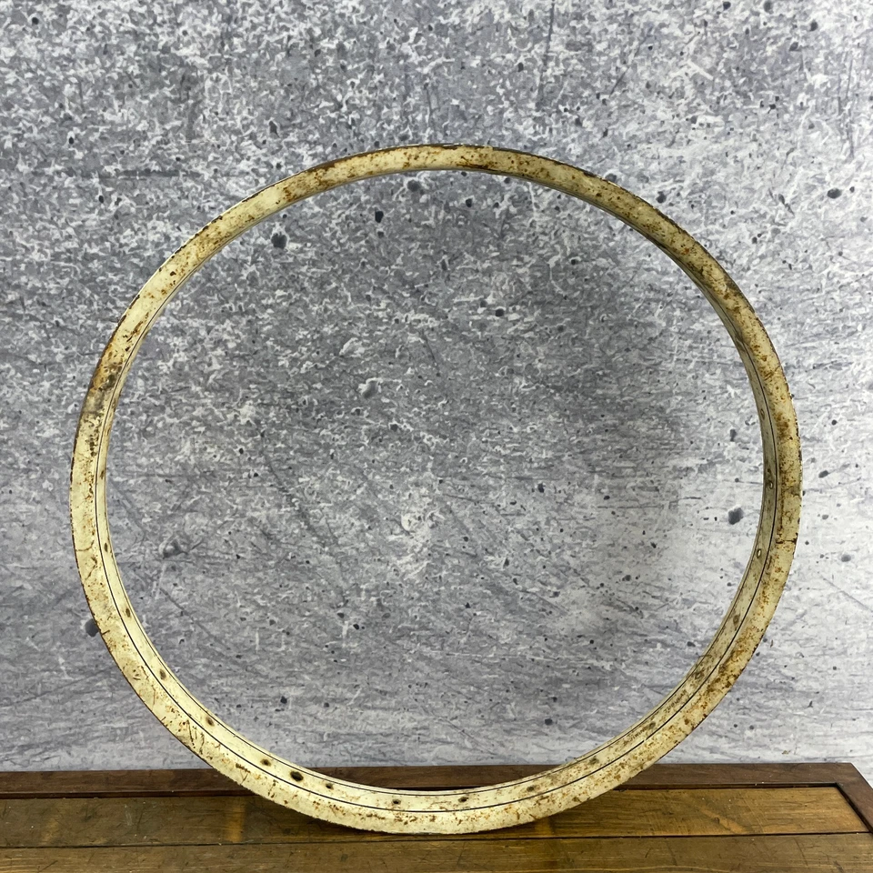 24 in Schwinn S2  Rim Hoop White 28h Balloon Tire Tubular Cruiser  OG 60s - Image 1 of 4