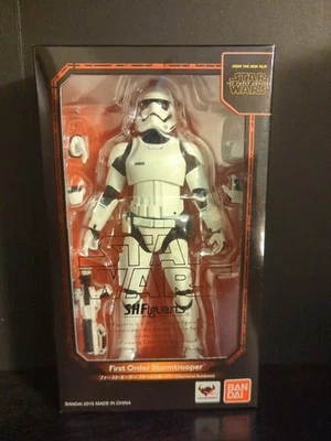 FIRST ORDER STORMTROOPER Bandai S.H. Figuarts Star Wars  Action Figure  - Image 1 of 2