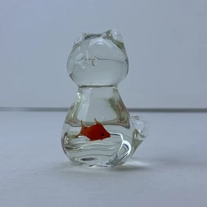 Vintage Clear Art Glass Cat with Orange Fish Inside Paperweight 3" - Picture 1 of 11