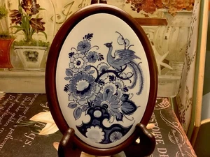 Delft Holanda~Azulejo temático floral y de aves/enmarcado de madera ovalada~azul y blanco~porcelana~ - Imagen 1 de 3