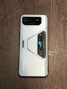ASUS ROG Phone 6 Pro - 512GB - Storm White (Entsperrt) (Dual SIM) - Bild 1 von 8