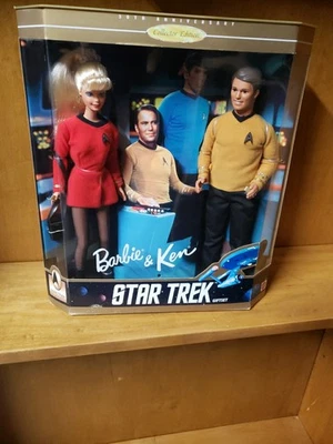 Barbie y Ken Star Trek 30 Aniversario Muñecas Set de Regalo 1996 Mattel 15006 NRFB Foto 1 de 4