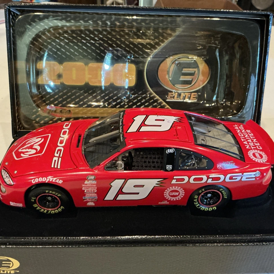 Dodge Show Car #19 Action RCCA Elite #209/2700 2000 #209 Foto 1 de 4