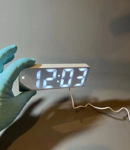 Simple Alarm Clock Large LED Screen Easy Read & Set Up Time Date 12/24H Display - Picture 1 of 23