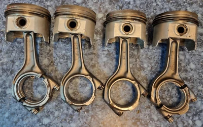 Juego de Pistones y Varillas Aligeradas, Alfa Romeo Alfasud 1500 Foto 1 de 4