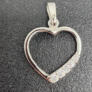 925 NEW Sterling Silver Pendant Heart White Cubic Zirconia 16mm - Picture 1 of 6