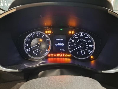 Cuadro de instrumentos/cabezal de velocímetro 2019 Santa Fe Sku#4214882 Foto 1 de 4