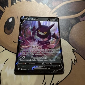 Juego de cartas coleccionables Pokémon Holo Crobat V 104/189 Ultra raro Darkness Ablaze - Imagen 1 de 2