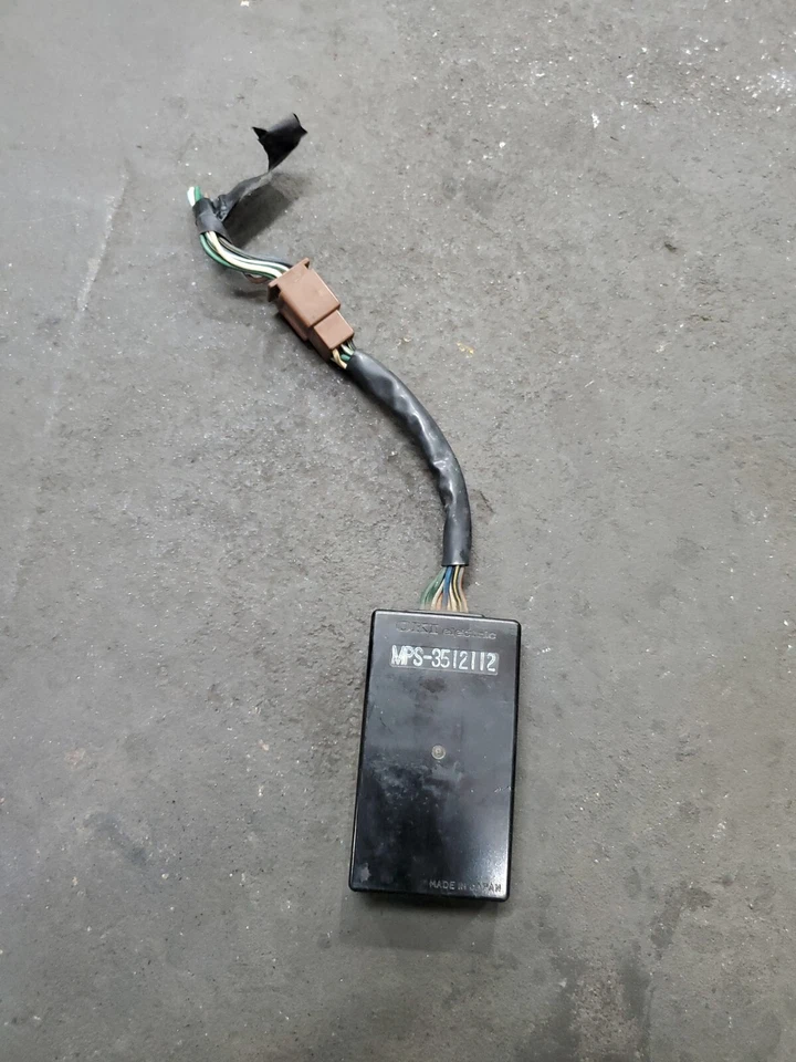 1982 Honda V45 Sabre VF750 VF750S Vf750S Ignition CDI Box OEM Part MPS-35112112 - Image 1 of 4