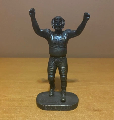 REGGIE WHITE, Green Bay Packers, 2005 SGA Retirement Figure 6" tall - Sentry Cover