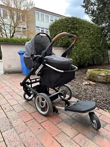 Mutsy Igo Kinderwagen - schwarz/grau (ink. Zubehör Neuwert 1.600) - Bild 1 von 6