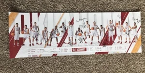 Trae Young Oklahoma Sooners Team Spielplan signiertes Poster Lun Kruger #2 - Bild 1 von 5