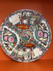 Vintage chinesische Familie Rose Medaillon Porzellan Figuren Teller wunderschöne Farben! - Bild 1 von 6
