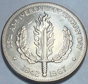 PHILIPPINES - 25th Anniversary of Bataan - One Peso - 1967 - Km-195 - BU! - Picture 1 of 2