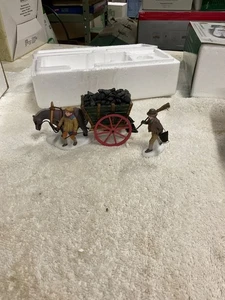 Vintage Dept 56-58326 Heritage Village "Delivering Coal For The Hearth" - Bild 1 von 9
