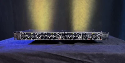 Puerta de ruido Drawmer Quad-Gate DS404 4 canales (2 de 2) Foto 1 de 2