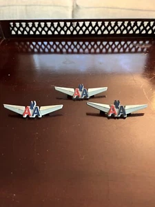 Set di tre ali pilota junior American Airline vintage anni 80 (1 di 2 set) - Foto 1 di 3