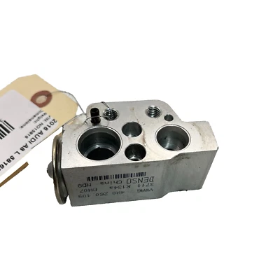 AUDI A8 L QUATTRO 2011-2018 AIRE ACONDICIONADO AIRE ACONDICIONADO VÁLVULA DE EXPANSIÓN OEM Foto 1 de 4