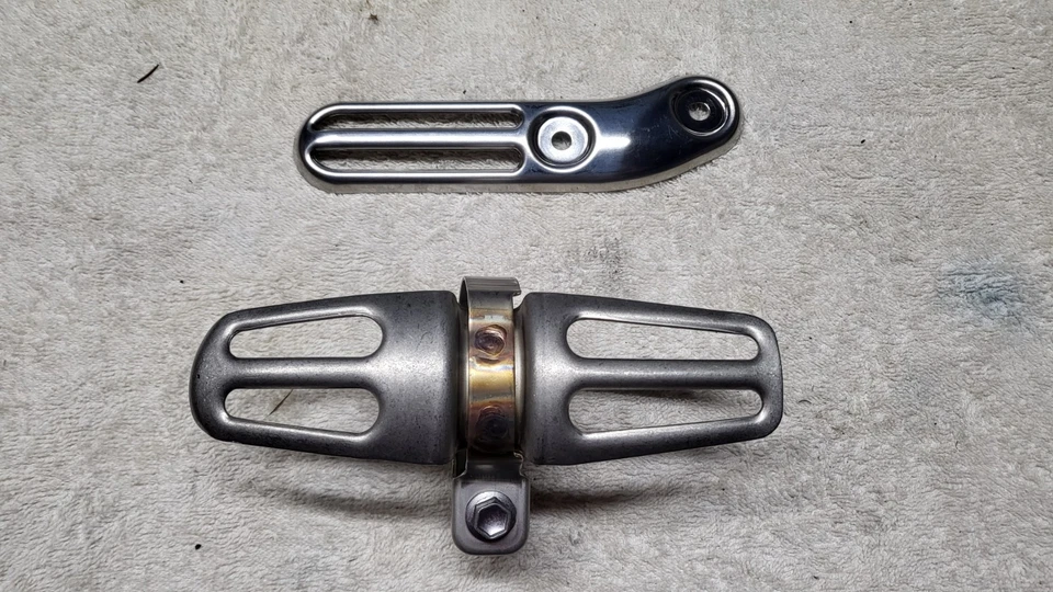 NUEVO PROTECTOR DE ESCAPE YAMAHA YZ250F YZ250FX YZ250WR OEM Foto 1 de 1