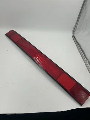 保时捷 911 后中心反射器 911.633.123.02 1987 - 1989 G50 卡雷拉涡轮增压全新 — 第 1/4 张图片