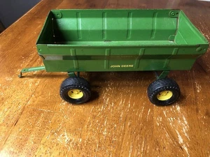 John Deere 1/16 Scale Trailer the ERTL codyersville, iowamade in usa - Picture 1 of 8