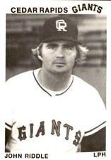 1975 Cedar Rapids Giants TCMA #6 John Riddle West Covina California CA Card