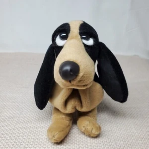 Vintage Hush Puppies Basset Hound Dog Beanbag Plush Animal MINI Toy - Picture 1 of 9