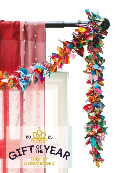 Guirnalda India Tela Sari Reciclada 2m 45cm Corona Boho Multi Decoración Navidad Foto 1 de 4