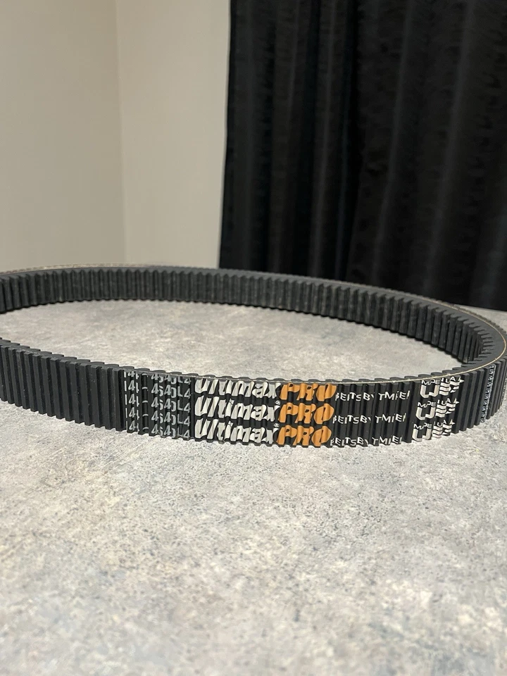 Correa de transmisión Ultimax Pro 144-4640U4 para moto de nieve Polaris Foto 1 de 3